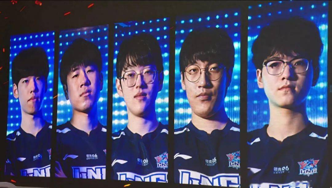 她的音乐融 她的音乐融