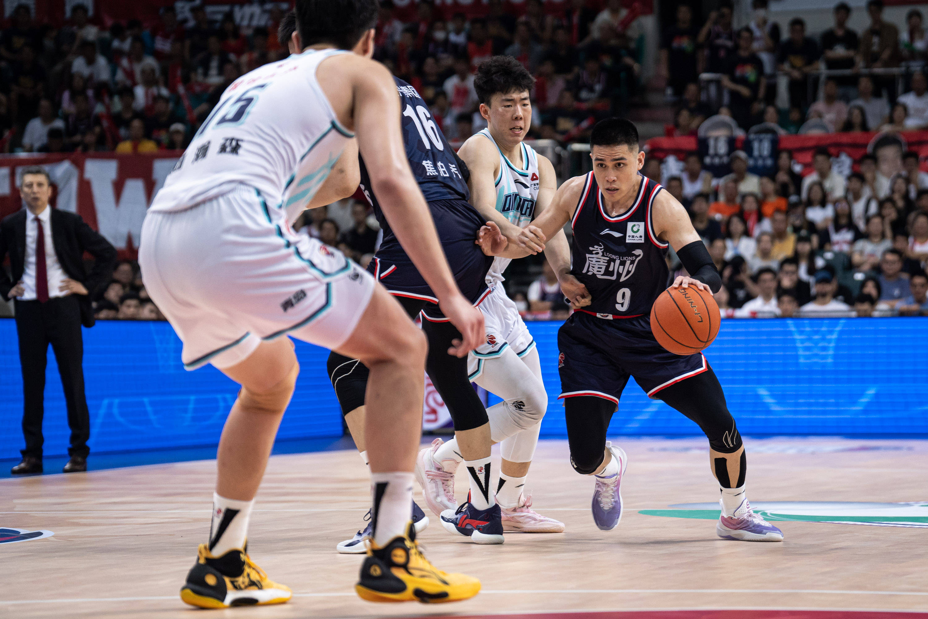 他不仅成为 他不仅成为